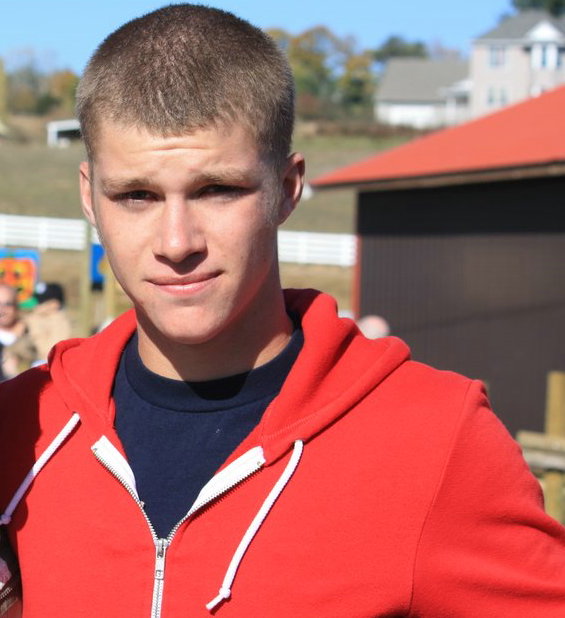 Jeremy Roloff The racist gaybashing bigot who cruelly insults his fans 